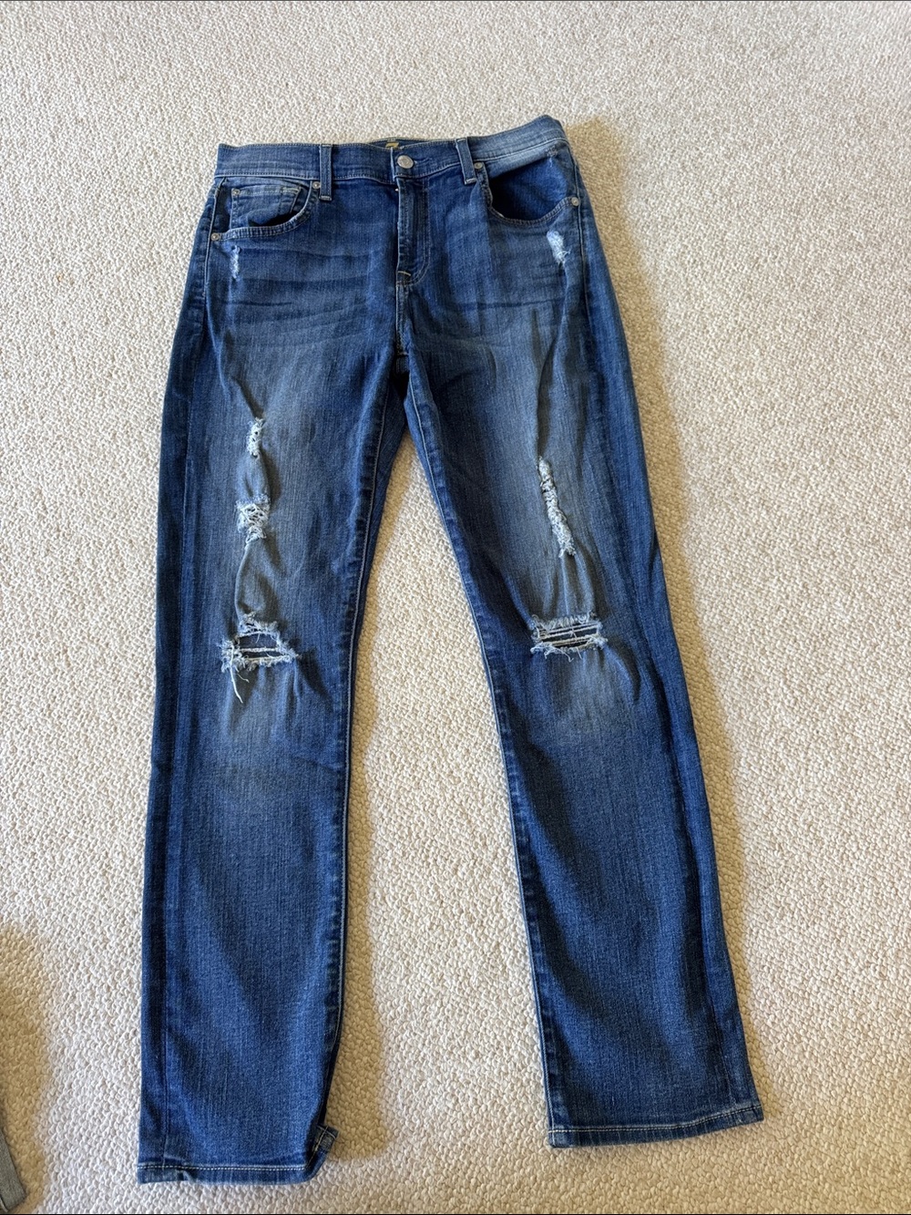 7 For All Mankind woman Distressed Dark Blue Jeans size 26